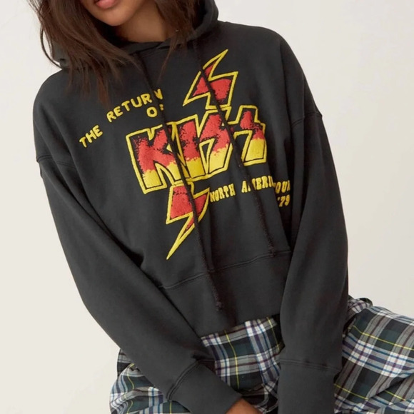Daydreamer Return of Kiss Hoodie - Picture 4 of 8